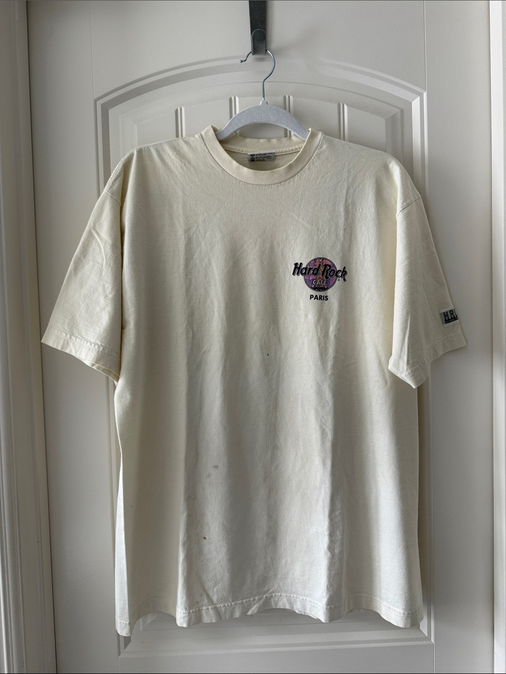 Hard Rock Cafe Paris Men's Logo T-Shirt.
